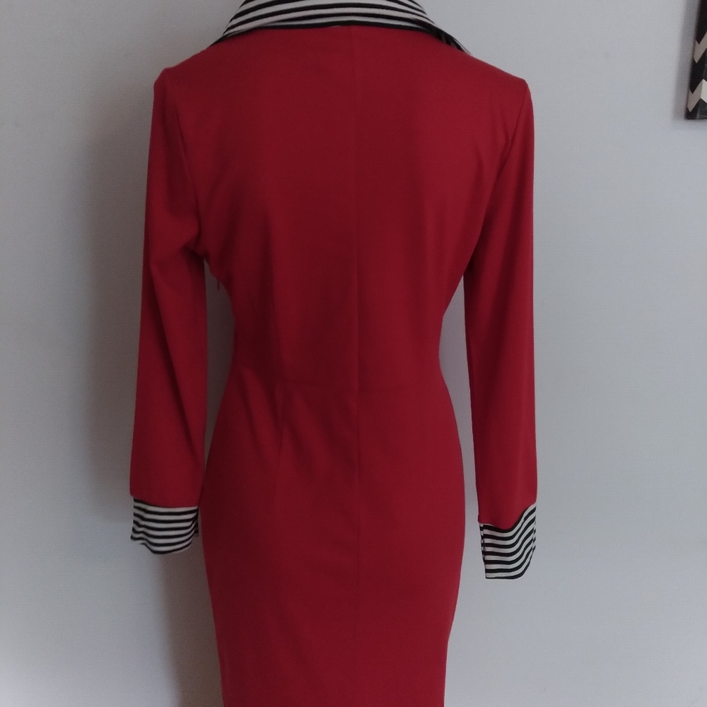 Dress - Picture 2 of 4
